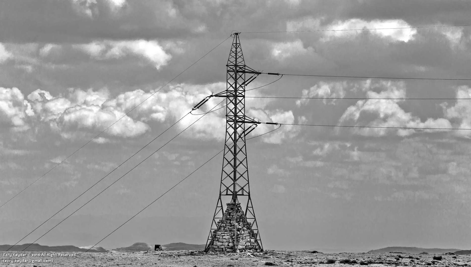 Desert Sculpture Park, Mitzpe Ramon, Noam Rabinovich, Pole #8331 Blue-Line